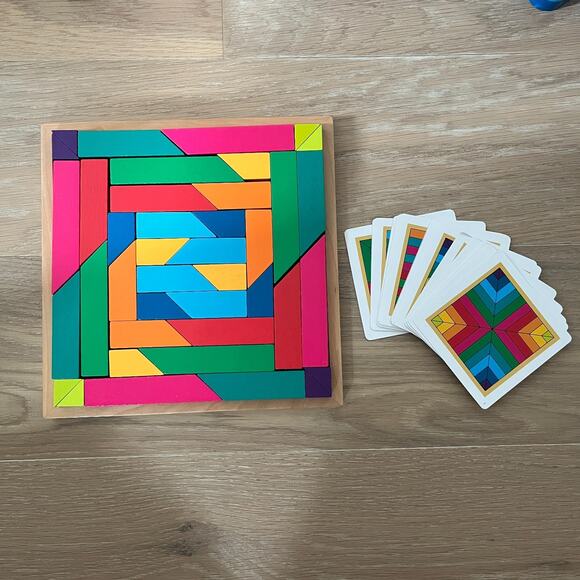 MindWare Pattern Play Color By Design Shapes & Colors - Complete - Picture 2 of 3